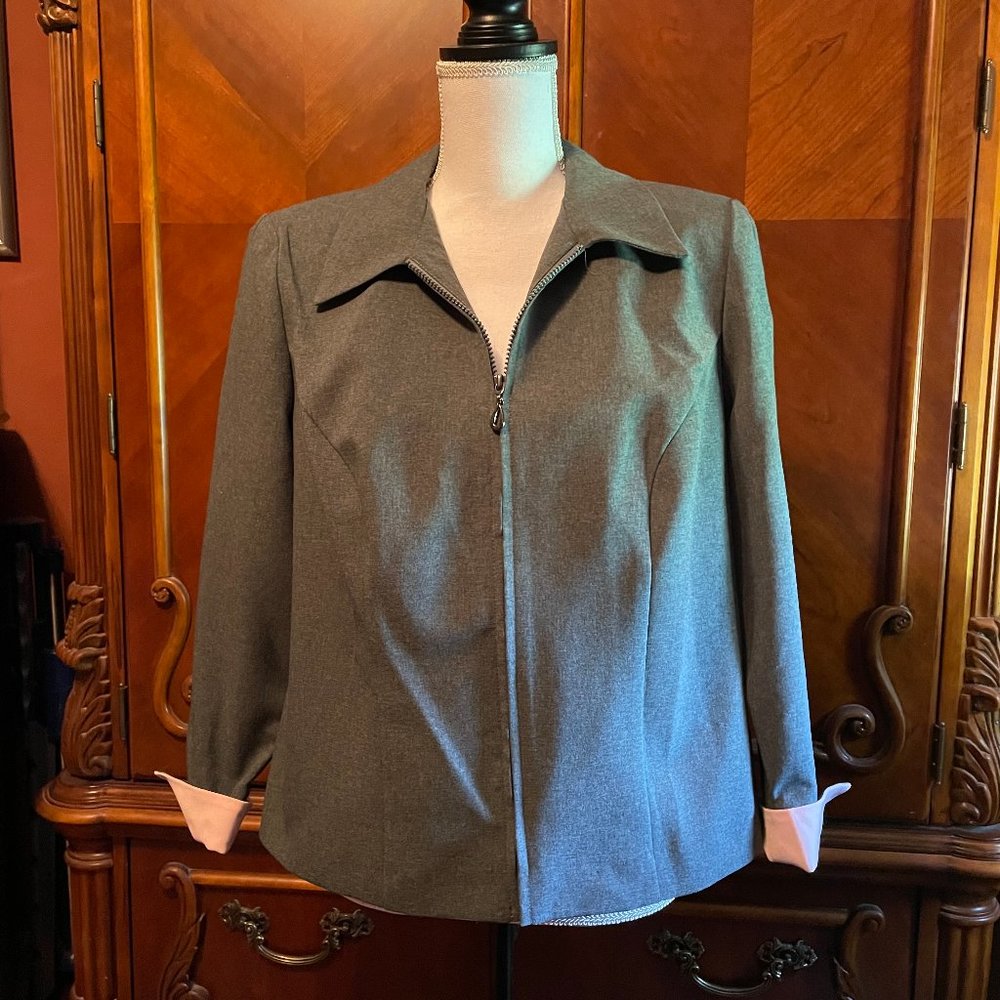 "Jessica Howard" Gray Jacket with Pink Cuffed Sleeves